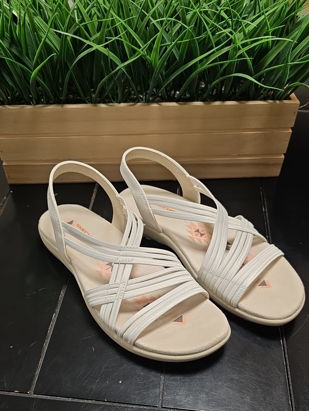 Sketchers Memory Foam Stretch Sandals